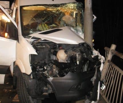 pol-pptr-schwerer-verkehrsunfall-mit-acht-verletzten-personen