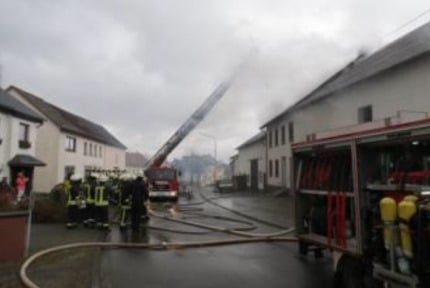 pol-pptr-brand-eines-einfamilienhauses