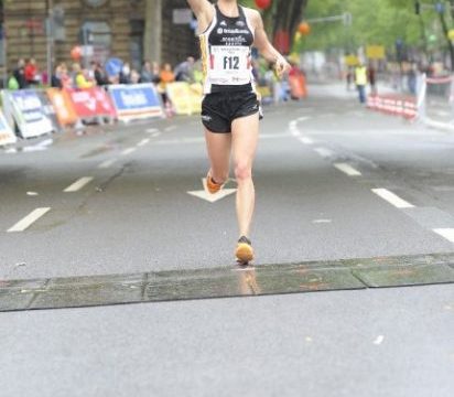 07052017_HM-Siegerin_JUBEL_Motiv_2___Streckenrekord___Quali_fuer_Studenten-Universiade_Fabienne_Amrhein_Foto_Sportonline
