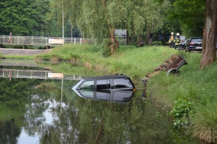 pol-ppwp-fahrzeug-wegen-mangelnder-sicherung-in-see-gerollt