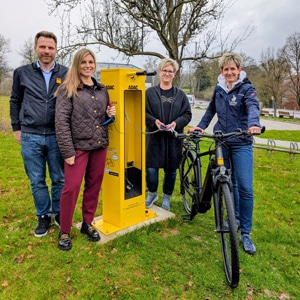 Loreley Touristik Pannenhilfe mit Rheinblick - Neue ADAC-Radservice-Station an der Loreley